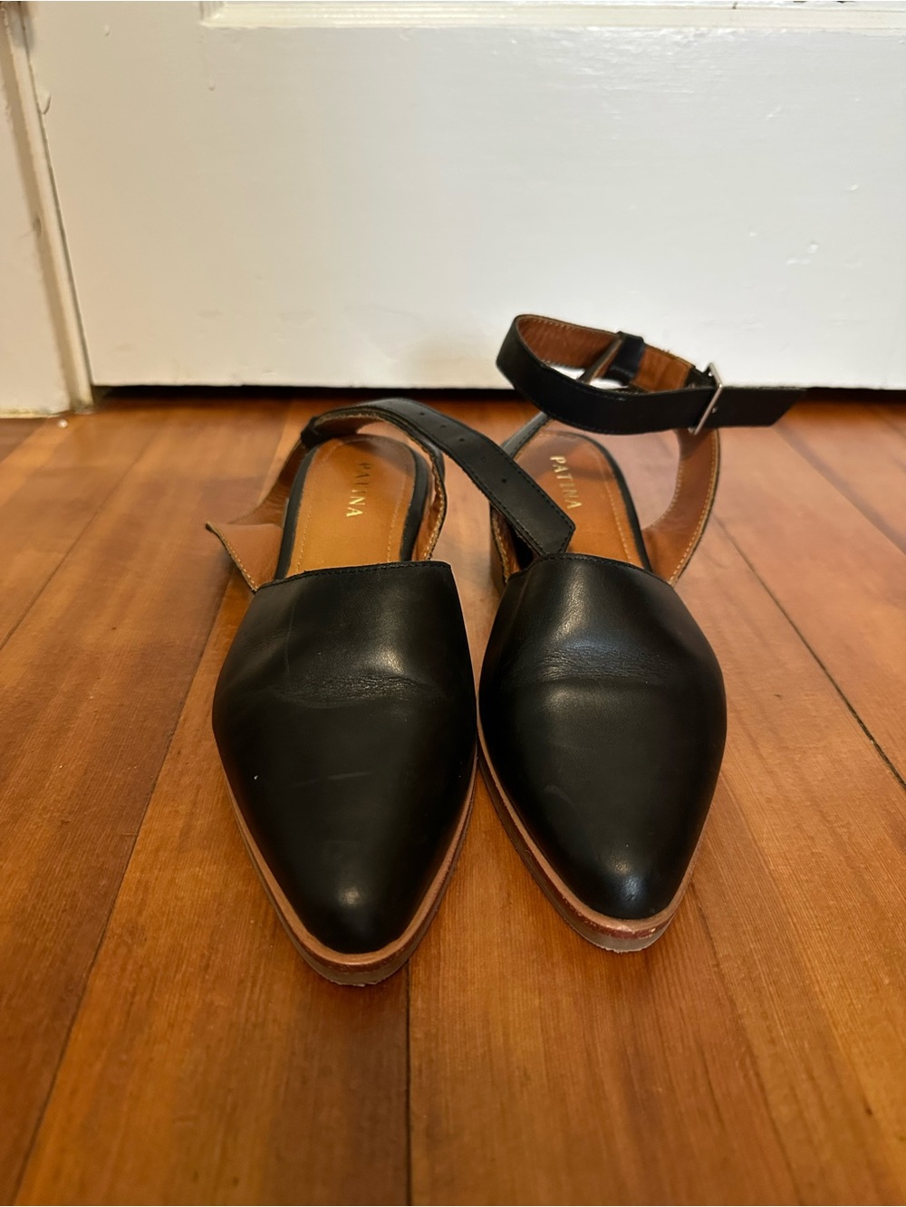 Heeled shoes